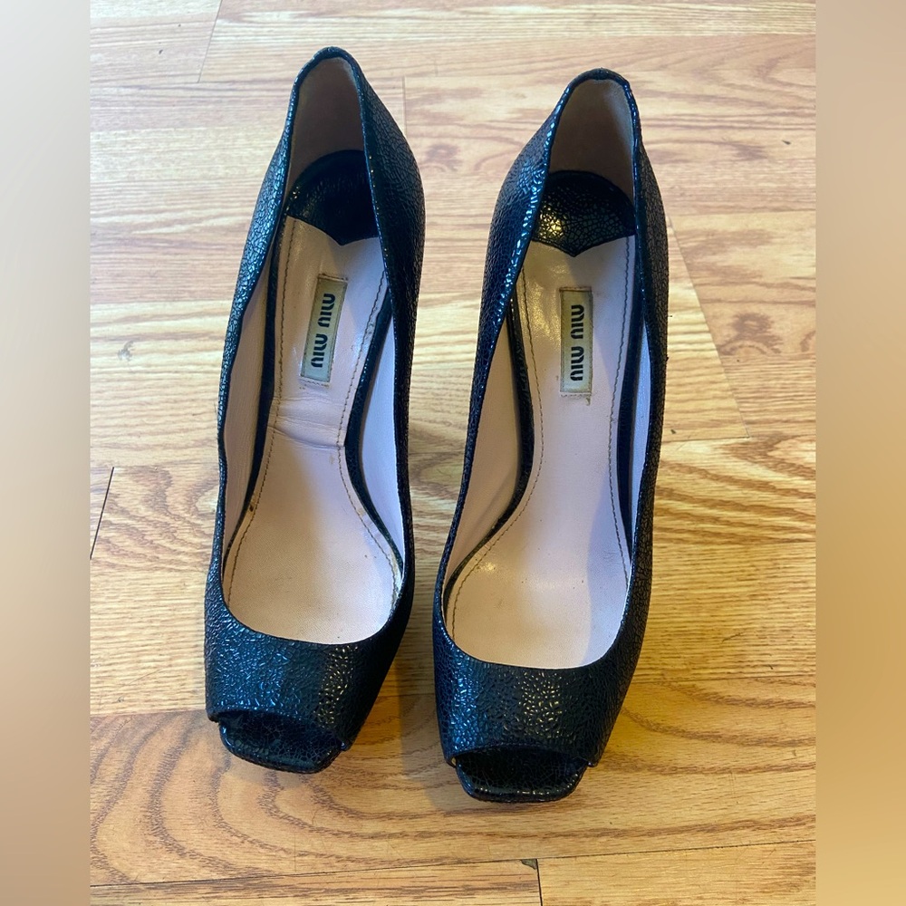 Miu Miu Black Heeled Shoes Elegant Design Size 40.5
No box no bag - Picture 2 of 8